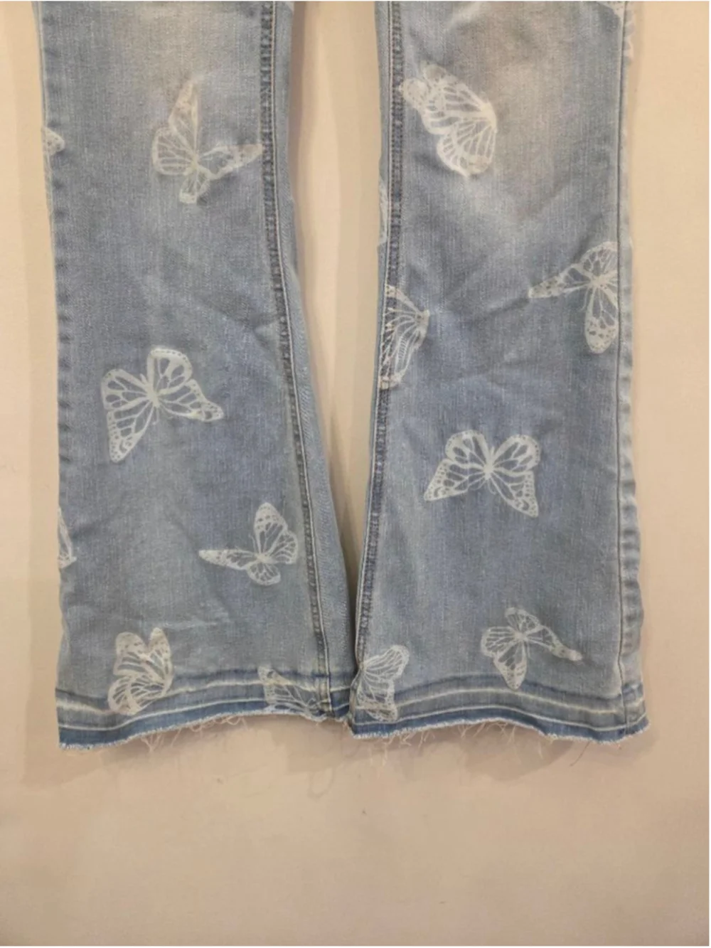 No Boundaries Light Blue Butterfly Flare Jeans Size 5 - Picture 5 of 8